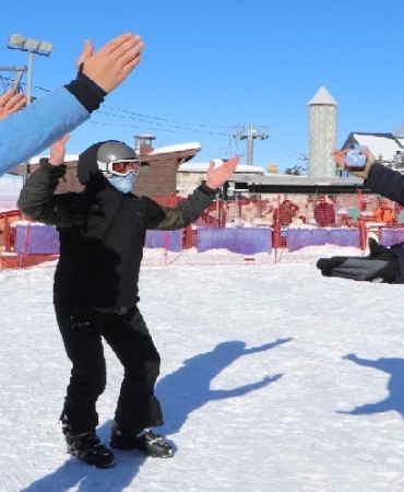 Erzurum Palandöken’de Kar Kalınlığı 2 Metreyi Aştı, Kayak Sezonu Yoğun İlgiyle Devam Ediyor