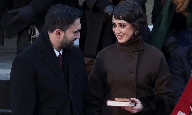 New York’un İlk Müslüman Belediye Başkanı Zohran Mamdani Göreve Kur'an ile Başladı