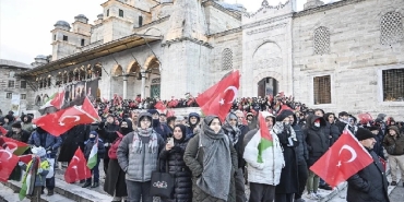 okan buruk filistin'e destek yürüyüşüne katıldı